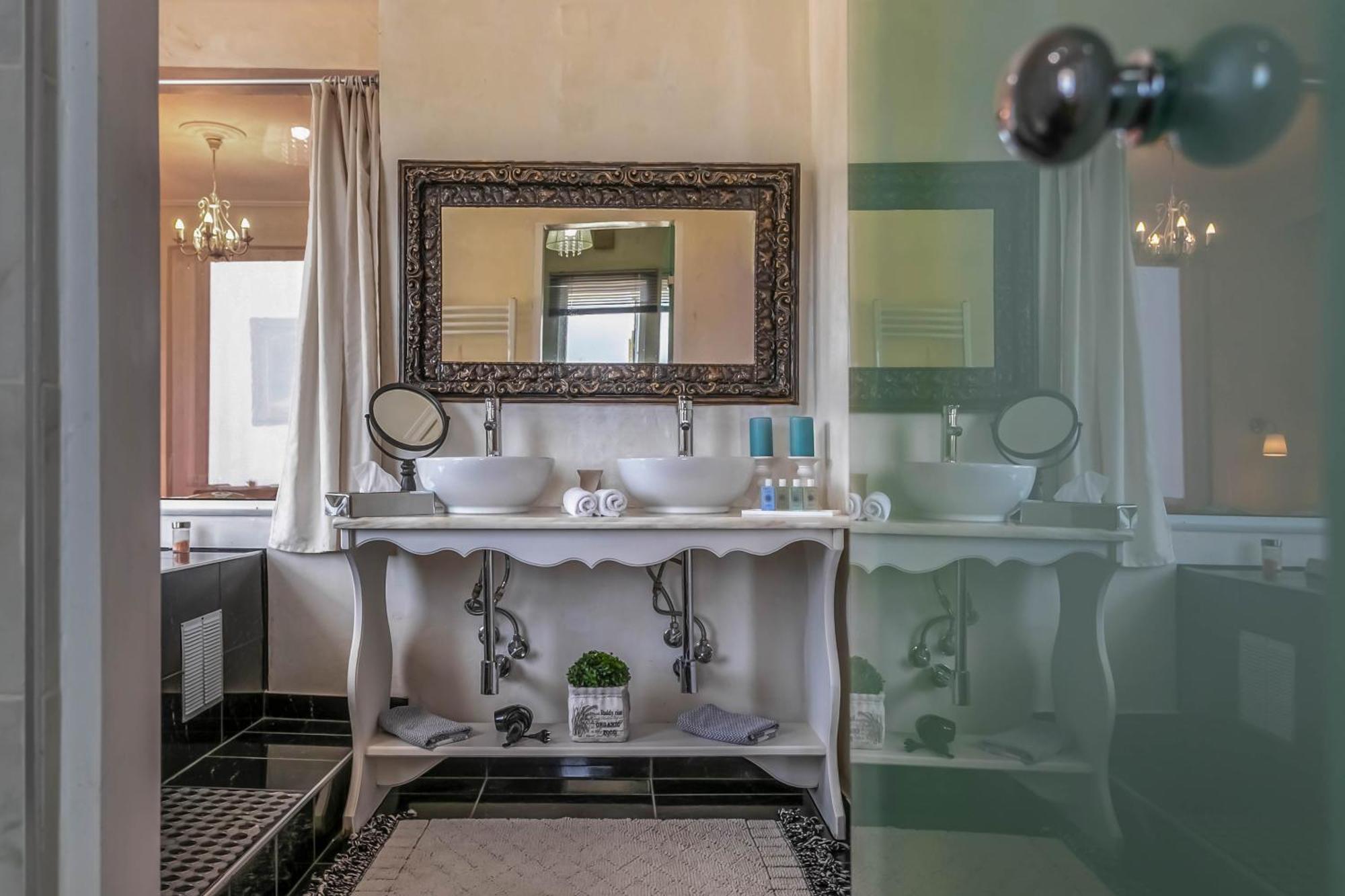 Panorama Suites & Spa - Adults Only Stómion Kamer foto